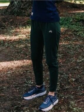 Tracksmith Session Pants